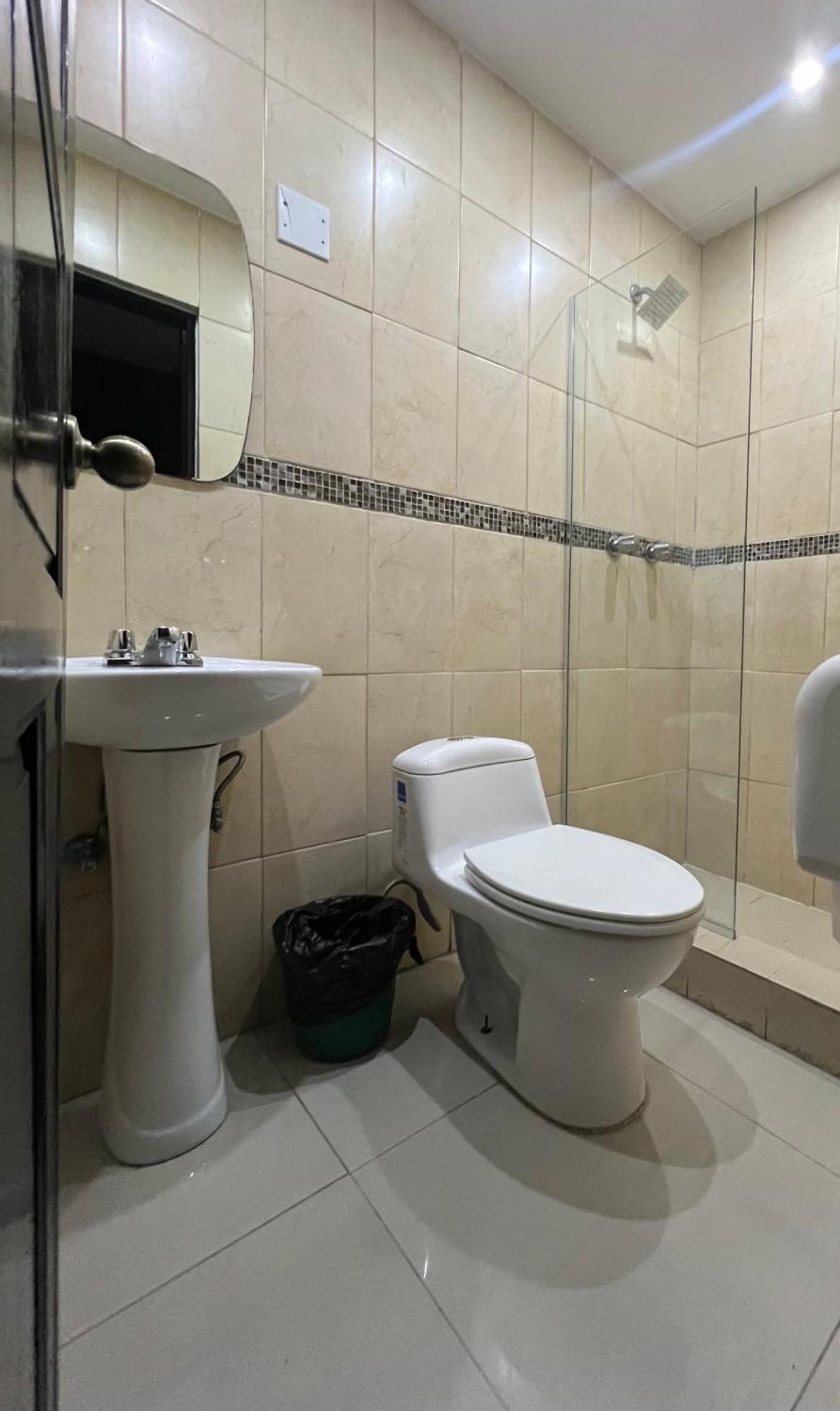 La Cubana Hotel & Suites コロン エクステリア 写真